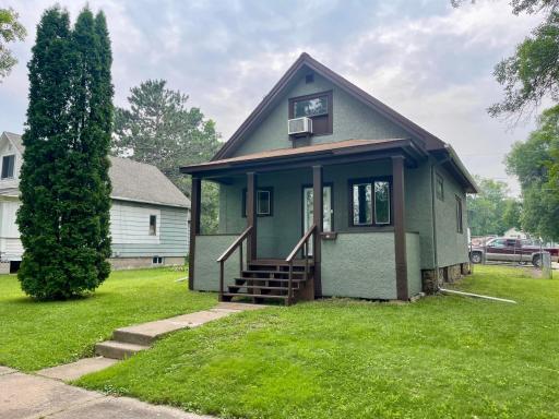 2603 5th Avenue E, Hibbing, MN 55746