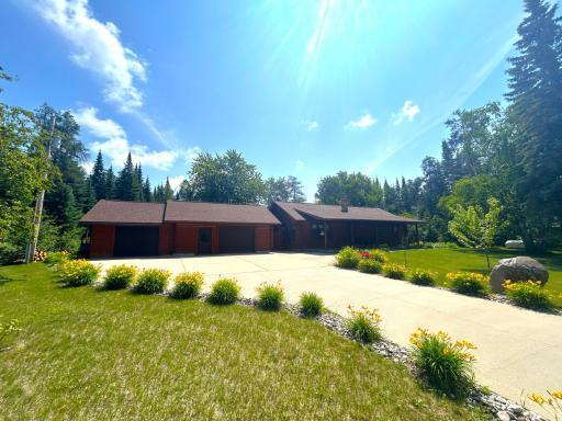 35272 560th Avenue, Warroad, MN 56763