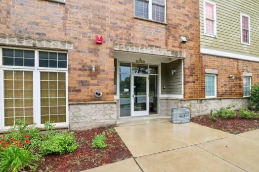 2850 Cedar Avenue S, 208, Minneapolis, MN 55407