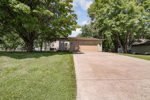 5445 Large Avenue NE, Albertville, MN 55301