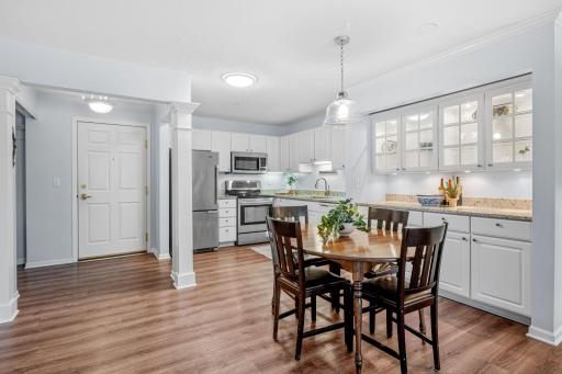 1350 Douglas Drive N, 105, Golden Valley, MN 55422