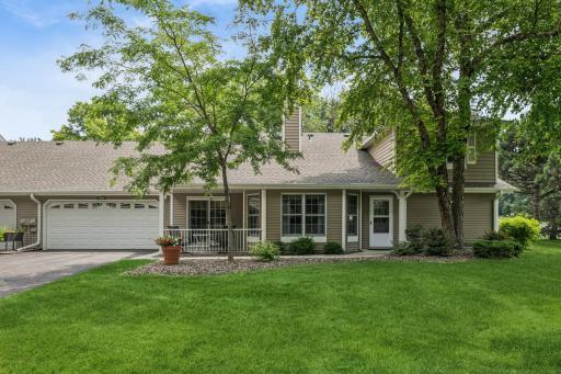 14764 Oak Run Lane, Burnsville, MN 55306