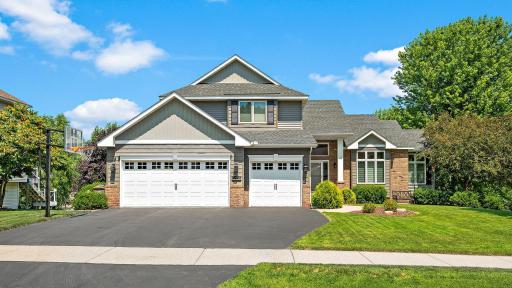 12358 Chesholm Lane, Eden Prairie, MN 55347