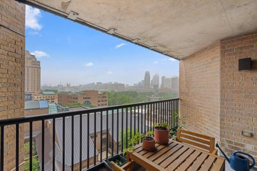 110 1st Avenue NE, F901, Minneapolis, MN 55413