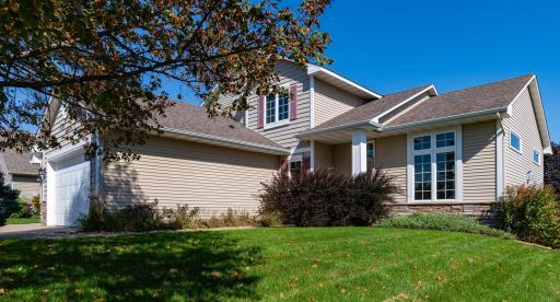 17624 Gerdine Path, Lakeville, MN 55044