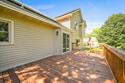 12401 94th Avenue N, Maple Grove, MN 55369