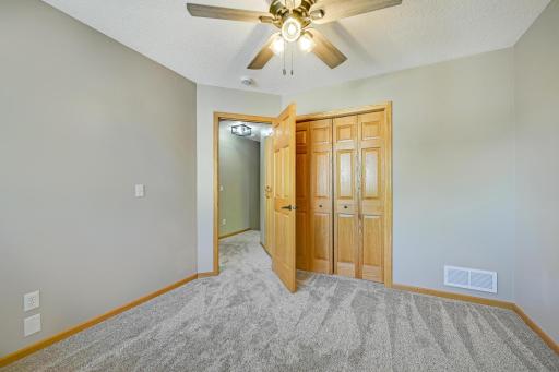 12401 94th Avenue N, Maple Grove, MN 55369