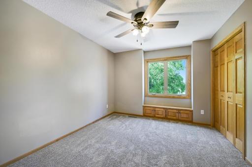 12401 94th Avenue N, Maple Grove, MN 55369