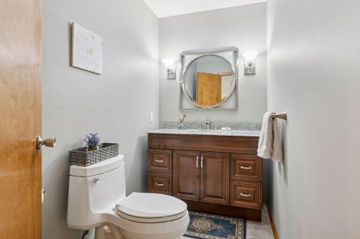 6528 Ridgeview Drive, Minneapolis, MN 55439