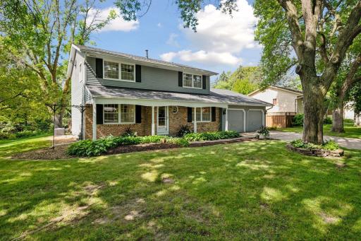 6528 Ridgeview Drive, Minneapolis, MN 55439