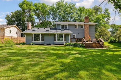 6528 Ridgeview Drive, Minneapolis, MN 55439