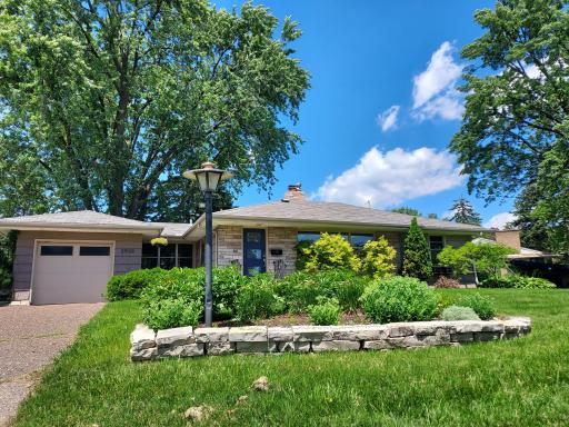 2920 Crestview Drive, Minneapolis, MN 55418