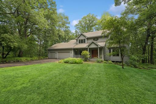 We truly hope you like what you've seen. All these features of this park like setting and a one year home warranty too. Purchase with confidence. Schedule your private showing today. *lawn has been virtually enhanced for photos.