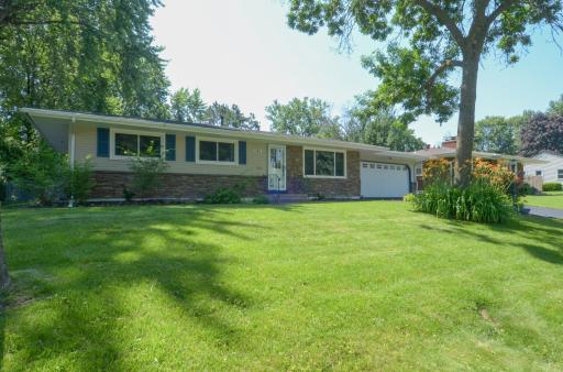 5861 Hackmann Avenue NE, Fridley, MN 55432