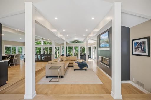 730 Amber Drive, Shoreview, MN 55126