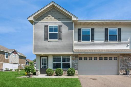 7226 Dora Drive, Hugo, MN 55038
