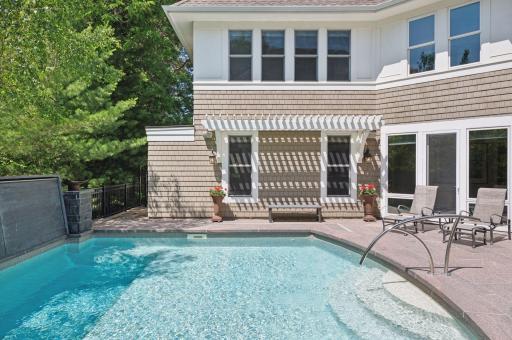 14515 4th Avenue N, Plymouth, MN 55447