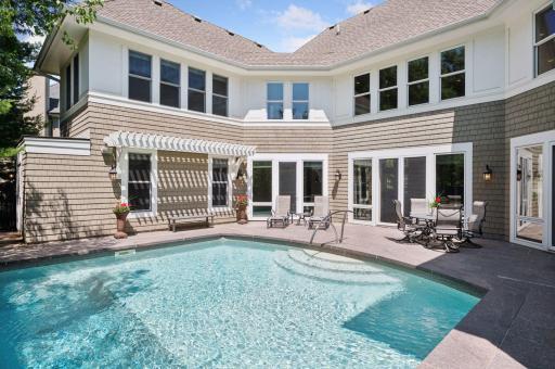 14515 4th Avenue N, Plymouth, MN 55447