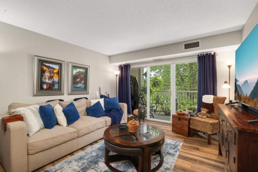 1600 Arundel Street, 204, Saint Paul, MN 55117