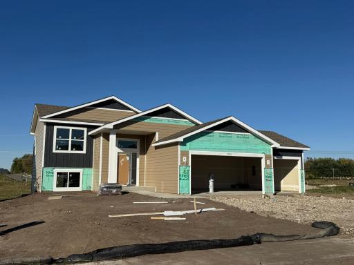5195 87th Street NE, Monticello, MN 55362