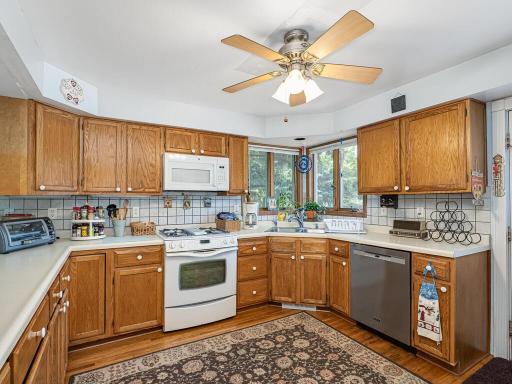13775 Isleton Ave N Hugo MN 55038 USA-002-013-Kitchen-MLS_Size.jpg