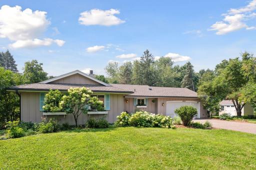 18025 Hummingbird Road, Wayzata, MN 55391