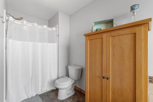 41-web-or-mls-19740 Hazel Nut Ave-52.jpg