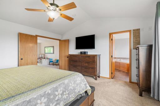 38-web-or-mls-19740 Hazel Nut Ave-49.jpg