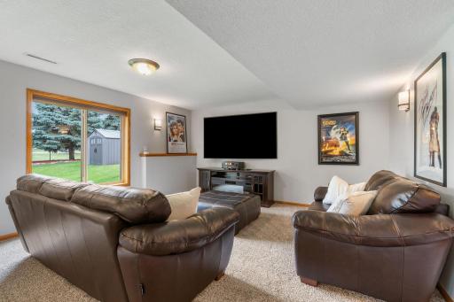 52-web-or-mls-19740 Hazel Nut Ave-63.jpg