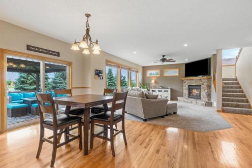 25-web-or-mls-19740 Hazel Nut Ave-36.jpg