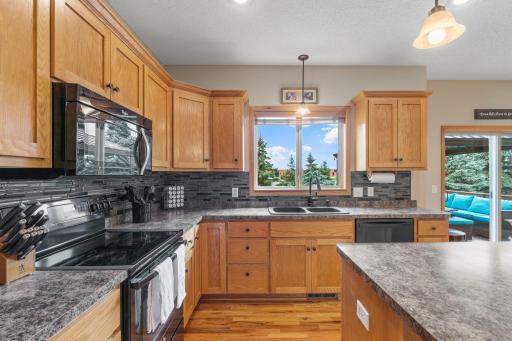 28-web-or-mls-19740 Hazel Nut Ave-39.jpg