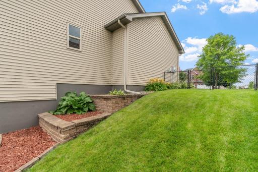10-web-or-mls-19740 Hazel Nut Ave-10.jpg