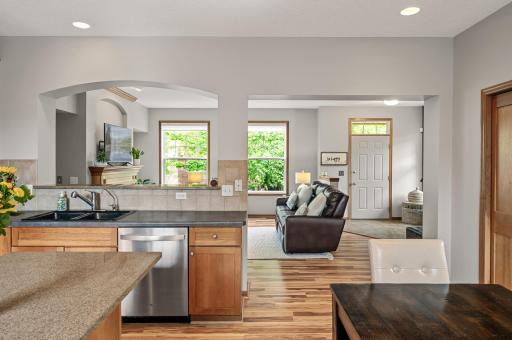 8291 Labont Way, Eden Prairie, MN 55344