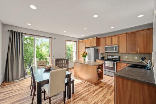 8291 Labont Way, Eden Prairie, MN 55344