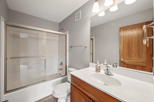 8291 Labont Way, Eden Prairie, MN 55344