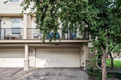 8291 Labont Way, Eden Prairie, MN 55344
