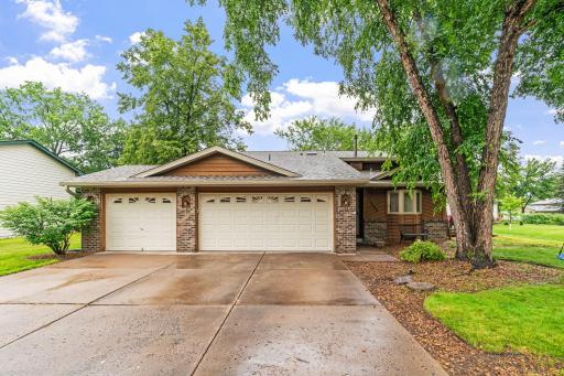 11444 Sumter Avenue N, Champlin, MN 55316