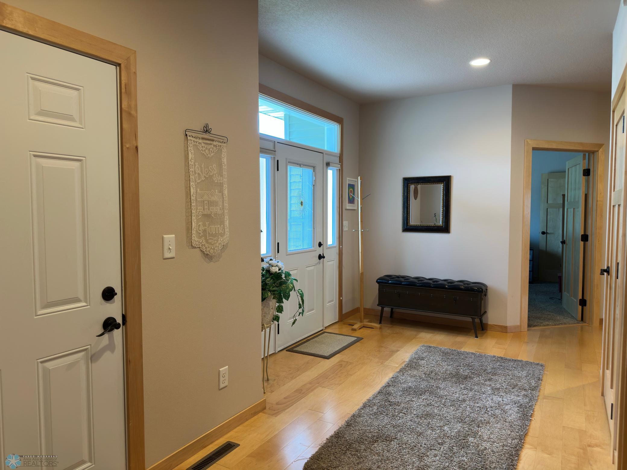 Entry Foyer 1.jpg
