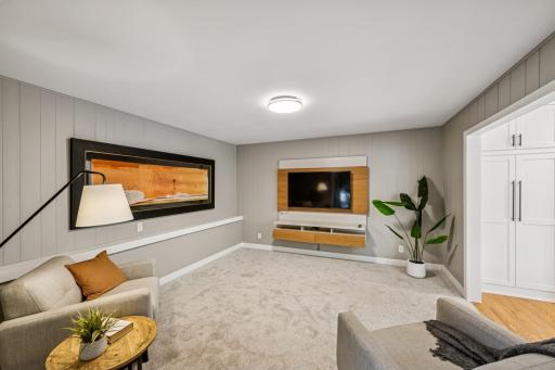 Main floor family room with accrss to kitchen .jpg