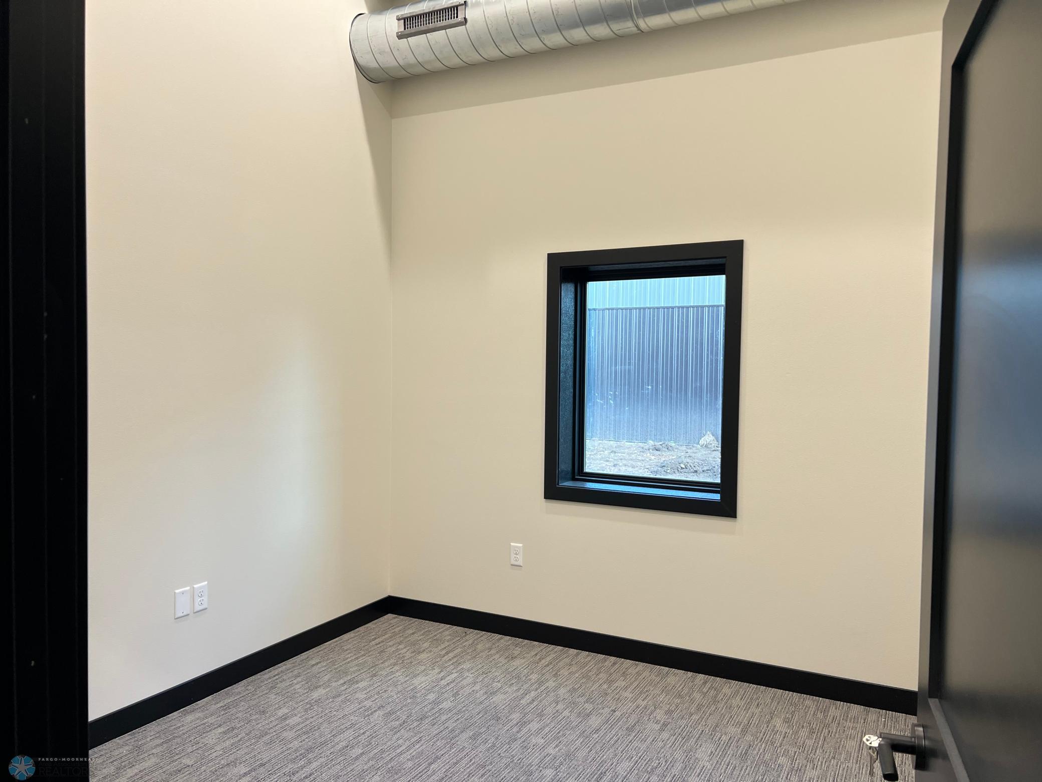 Middle Office