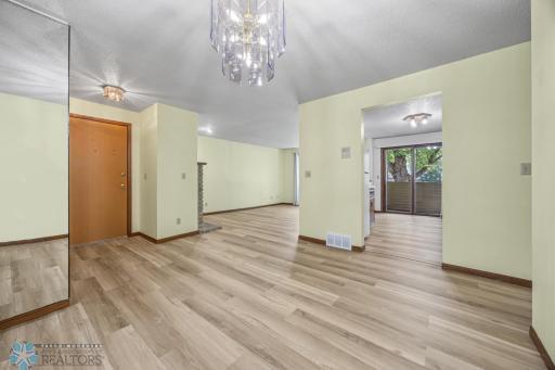 3237 17th Avenue S, 101, Fargo, ND 58103