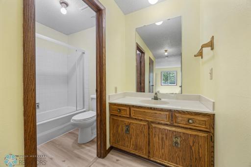 3237 17th Avenue S, 101, Fargo, ND 58103