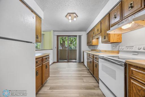 3237 17th Avenue S, 101, Fargo, ND 58103