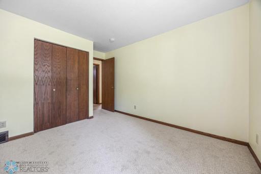 3237 17th Avenue S, 101, Fargo, ND 58103