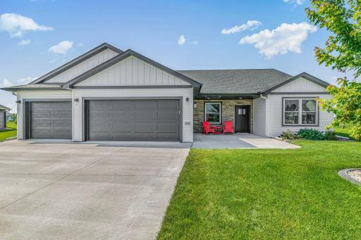 2108 Lindas Court, Sartell, MN 56377