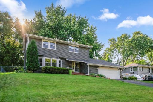 2917 Edgewood Avenue N, Minneapolis, MN 55427