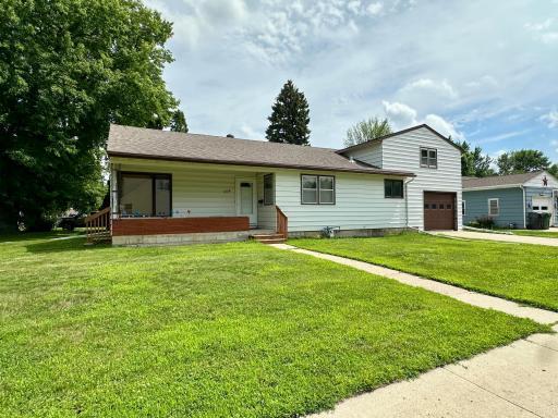 1224 Duba Street, Worthington, MN 56187