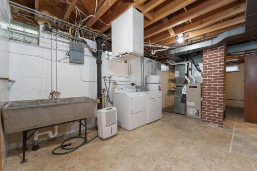2107 Valmont Avenue, Eau Claire, WI 54701
