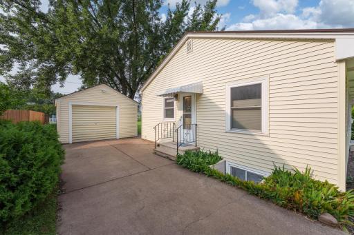 2107 Valmont Avenue, Eau Claire, WI 54701