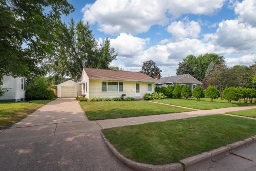 2107 Valmont Avenue, Eau Claire, WI 54701